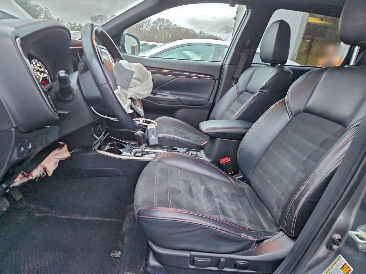 2020 Mitsubishi Outlander Se - Фото 7