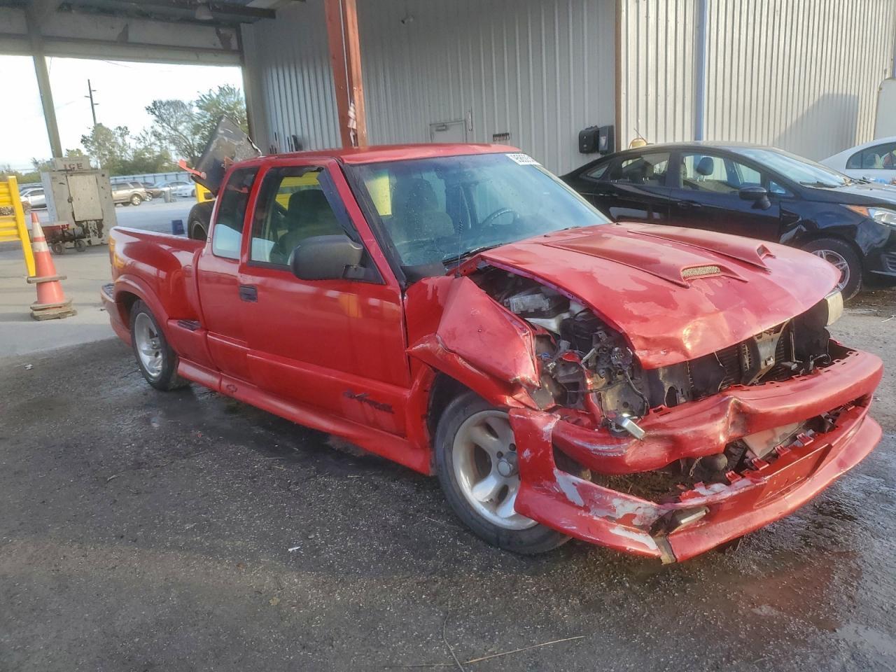 2001 Chevrolet S Truck S10 - Image 4