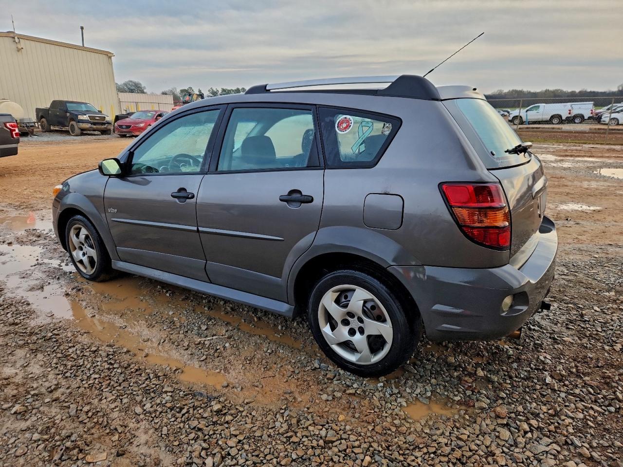 2007 Pontiac Vibe - Фото 2