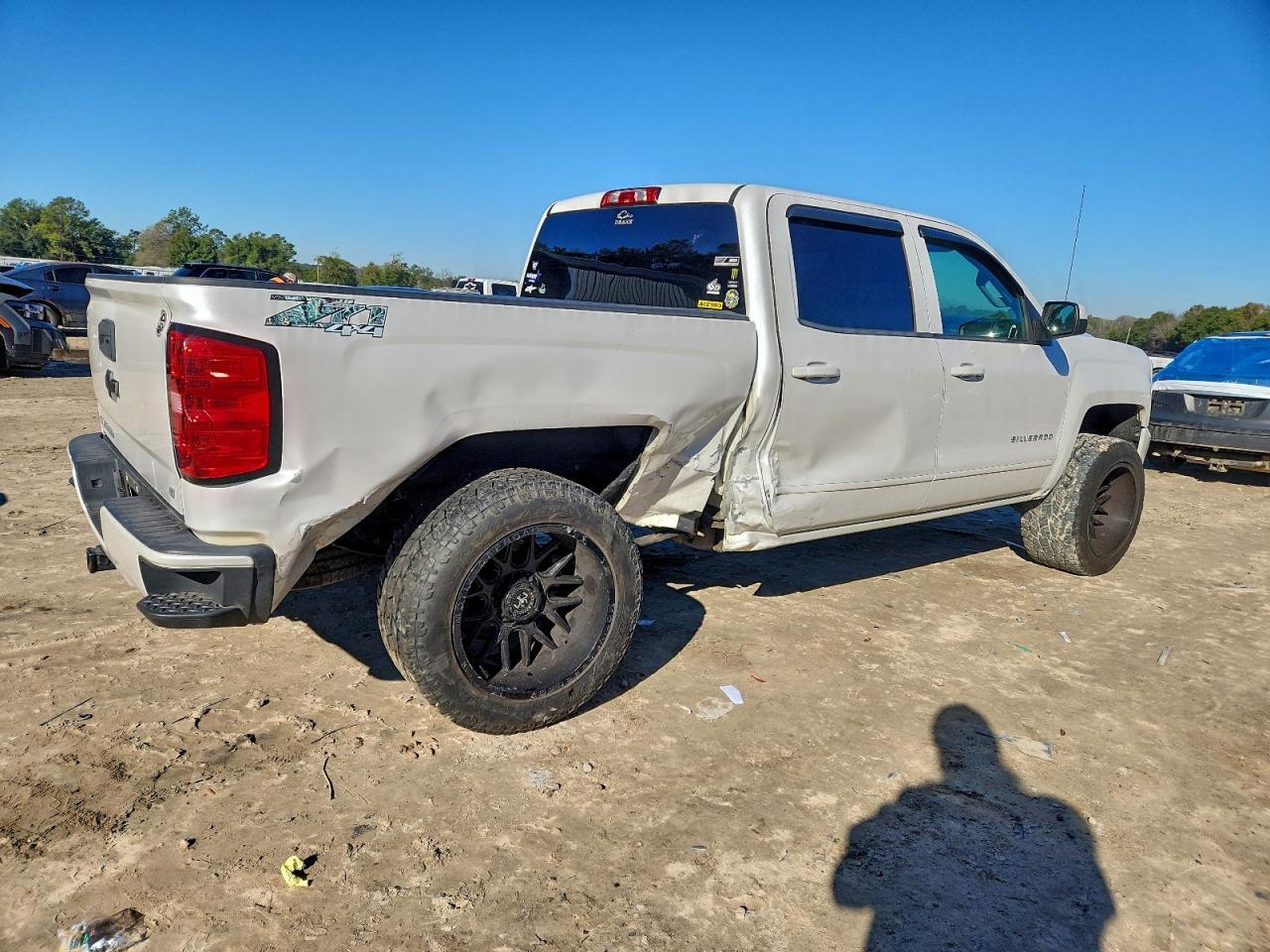 2017 Chevrolet Silverado K1500 Lt - Image 3