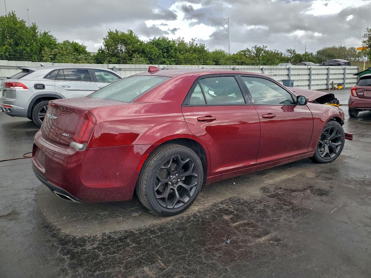 2019 Chrysler 300 S - Фото 3