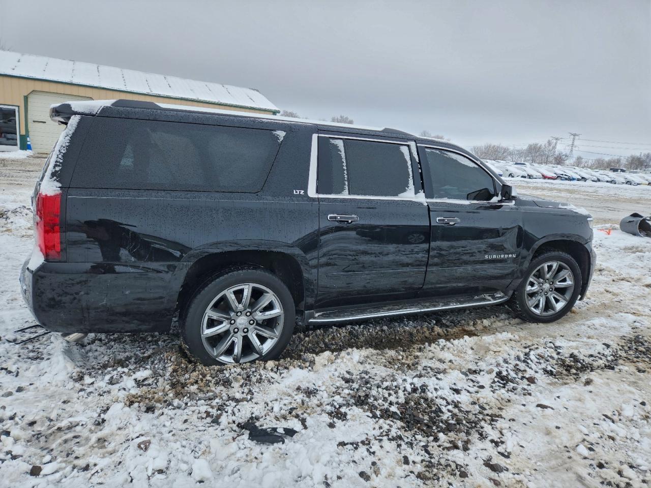 2016 Chevrolet Suburban K1500 Ltz - Image 3