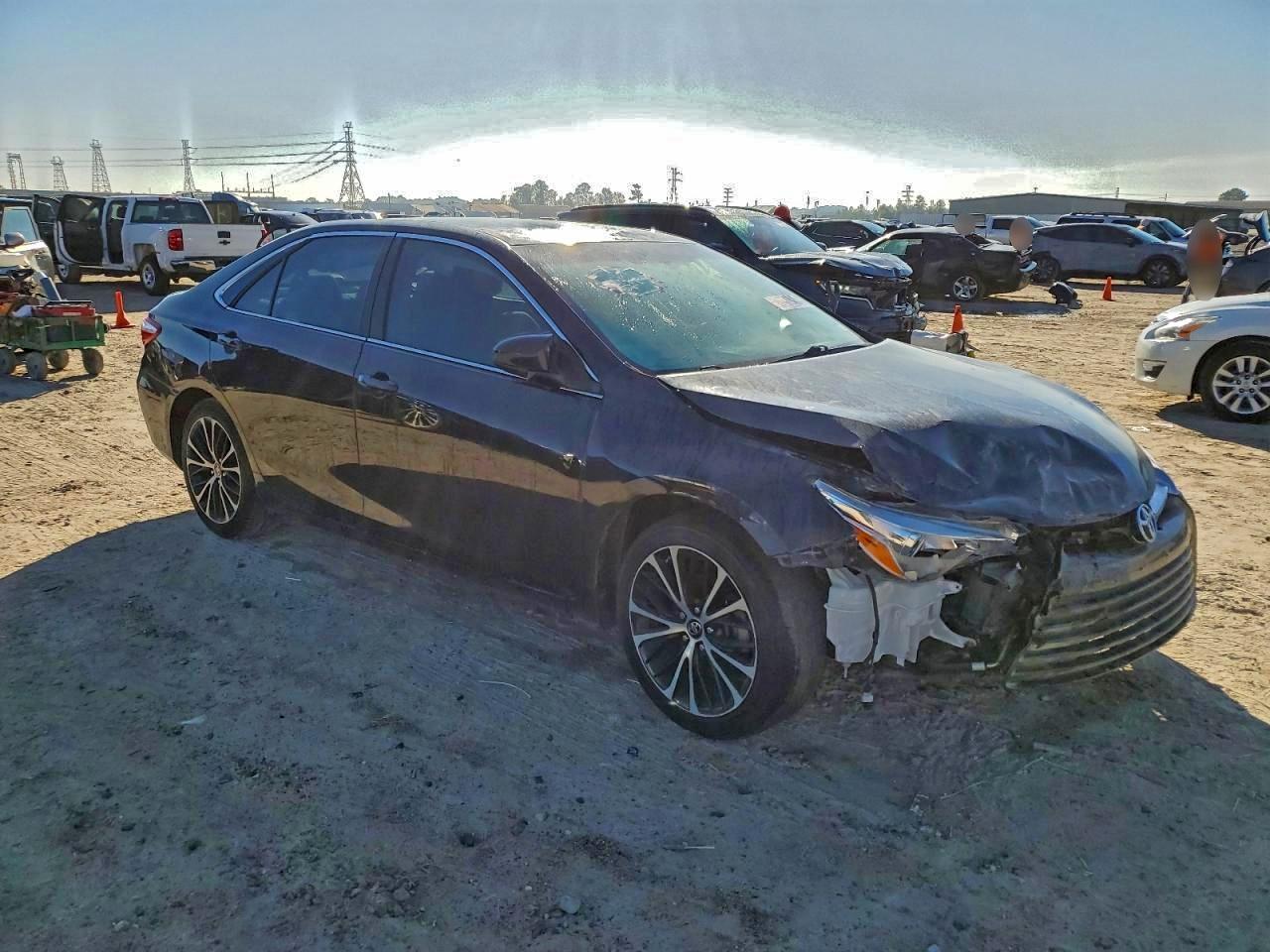 2015 Toyota Camry Le - Фото 4