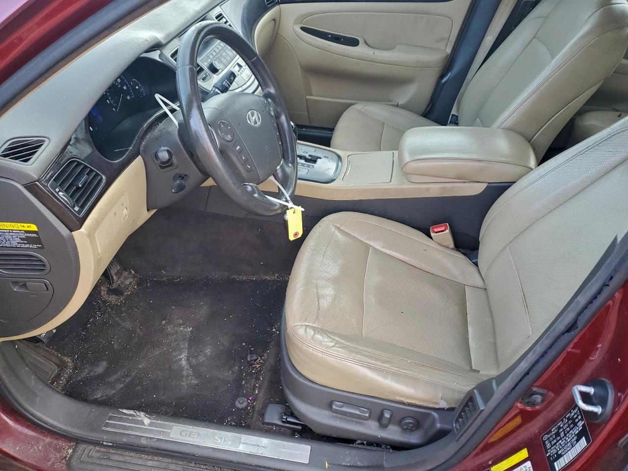 2011 Hyundai Genesis 3.8L - Фото 7