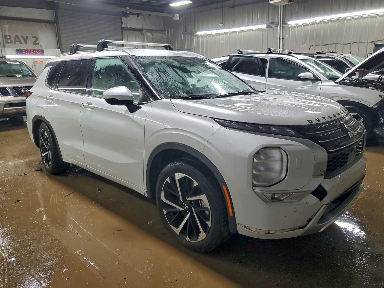 2022 Mitsubishi Outlander Sel - Фото 4