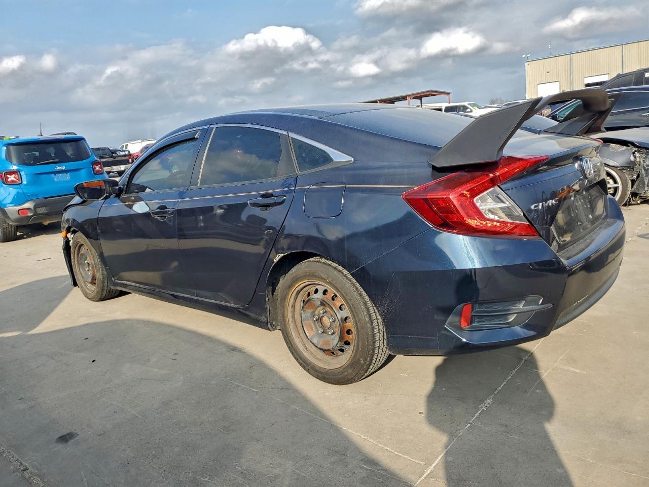 2018 Honda Civic Lx - Фото 2