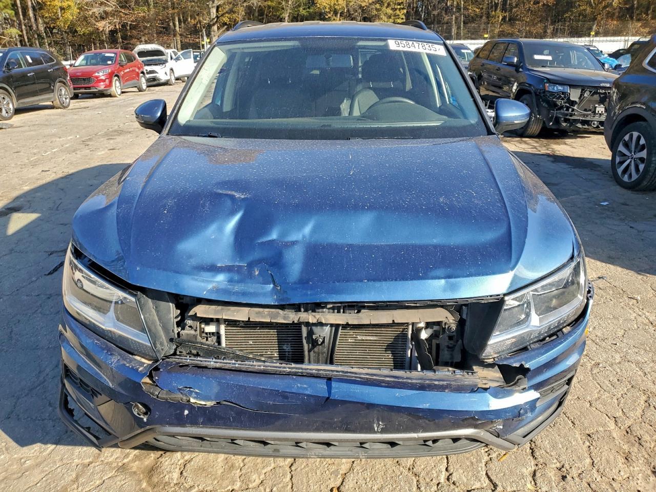 2018 Volkswagen Tiguan S - Фото 5
