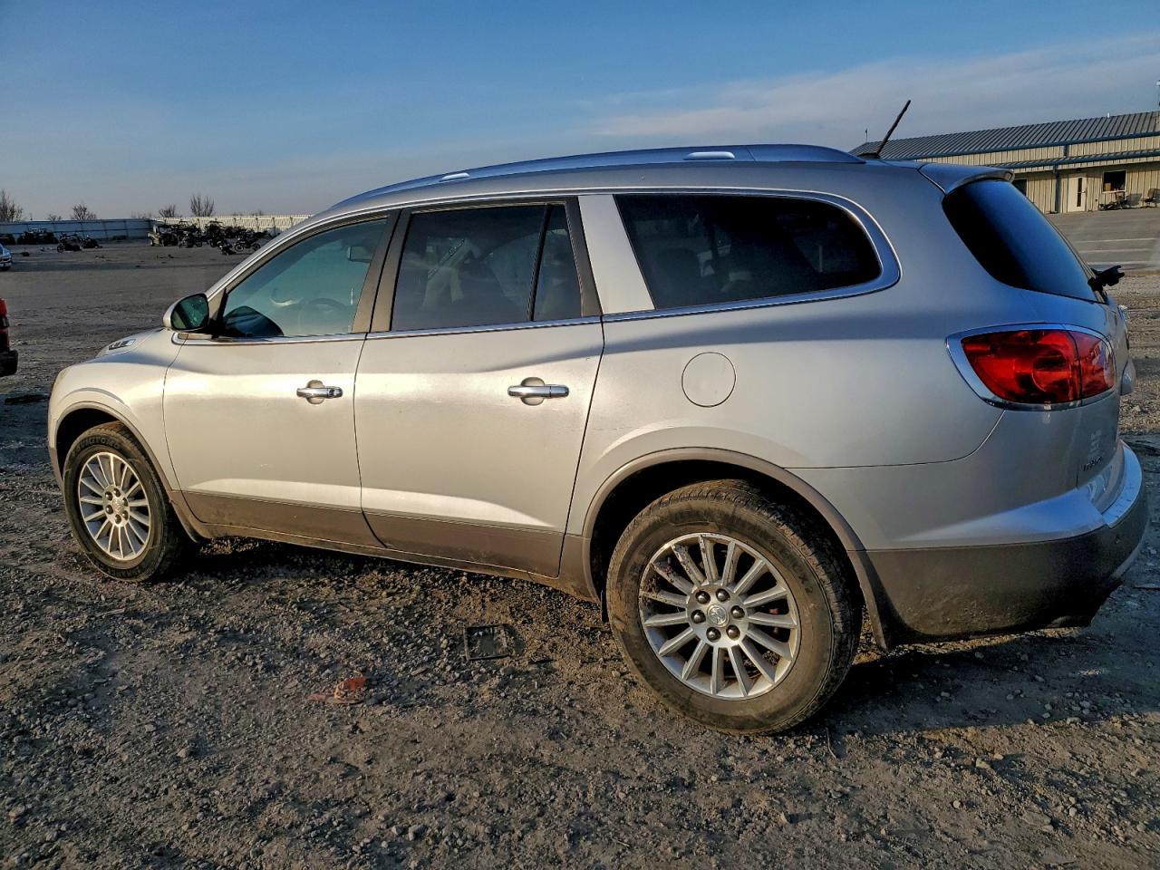 2011 Buick Enclave Cxl - Image 2