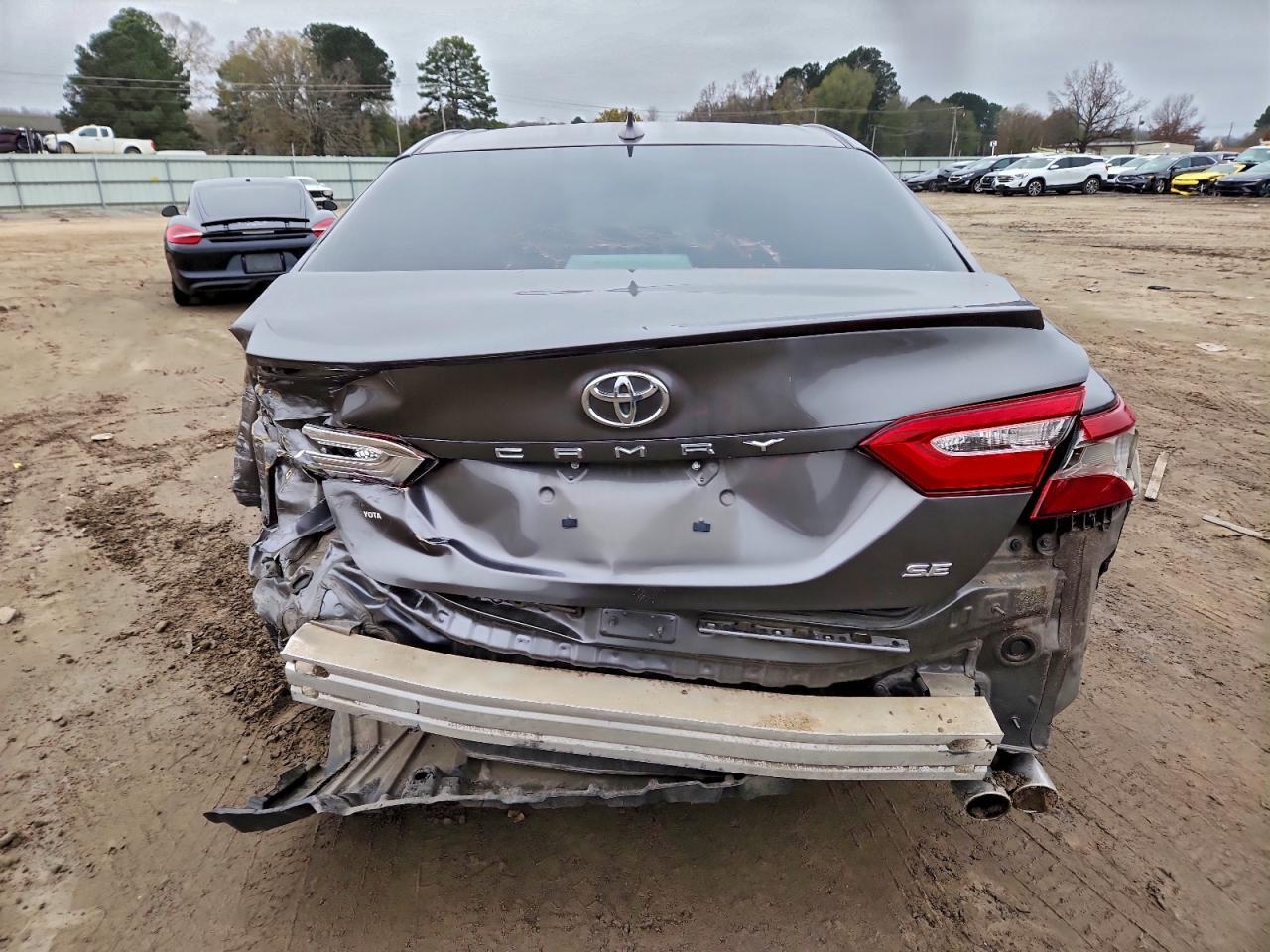 2019 Toyota Camry L - Фото 6