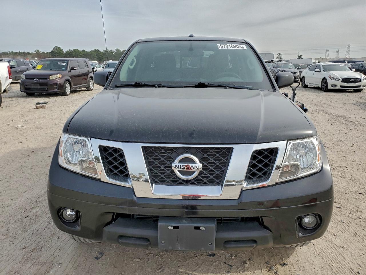 2015 Nissan Frontier S - Фото 5