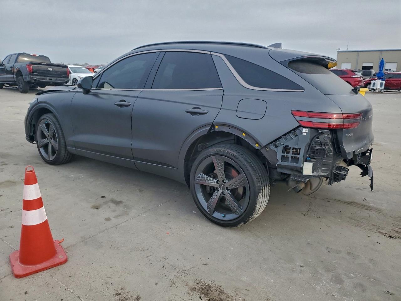 2023 Genesis Gv70 Base - Фото 2