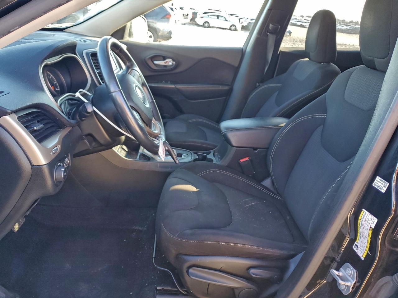 2015 Jeep Cherokee Latitude - Image 7