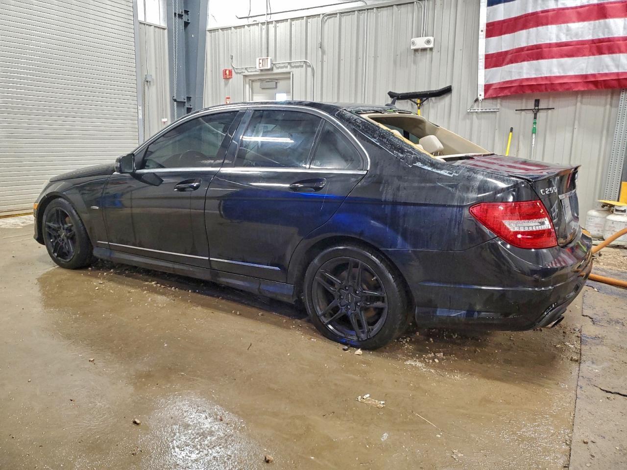 2012 Mercedes-Benz C 250 - Фото 2