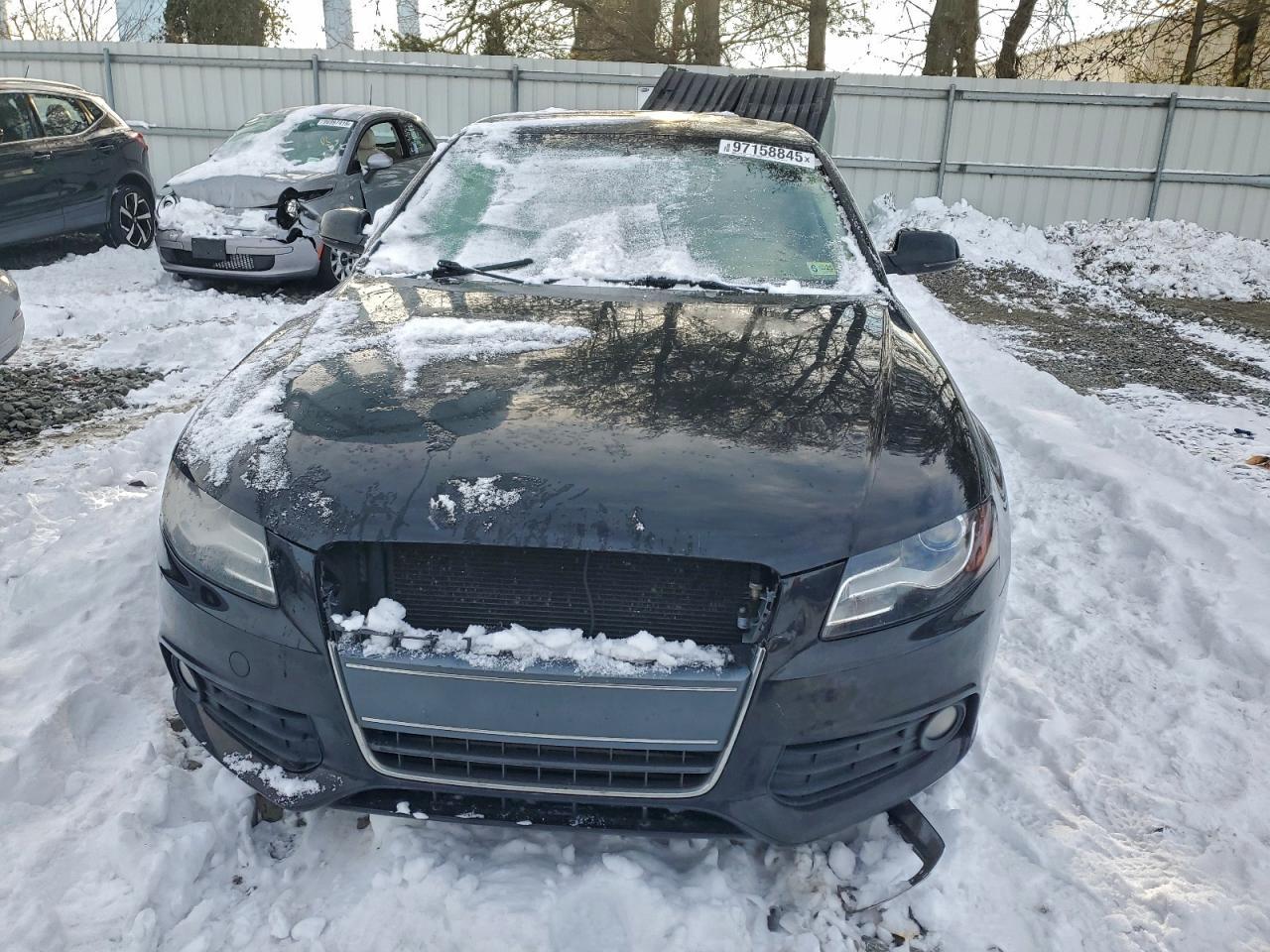 2010 Audi A4 Premium Plus - Фото 5