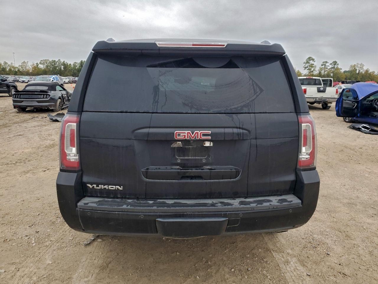 2016 GMC Yukon Slt - Фото 6