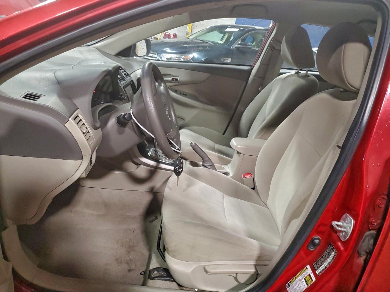 2010 Toyota Corolla Base - Фото 7