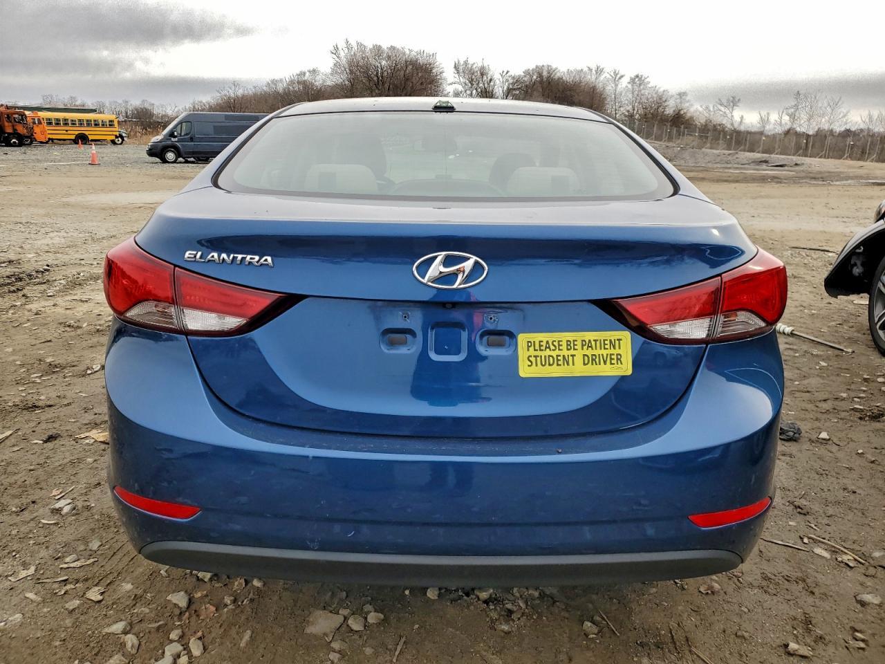 2016 Hyundai Elantra Se - Фото 6