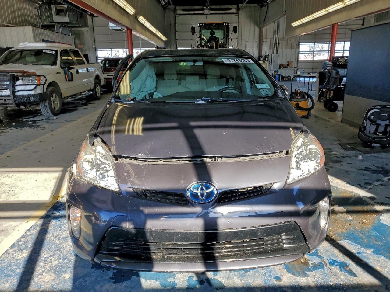2015 Toyota Prius - Image 5