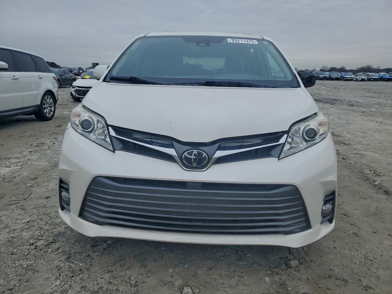2019 Toyota Sienna Xle - Фото 5
