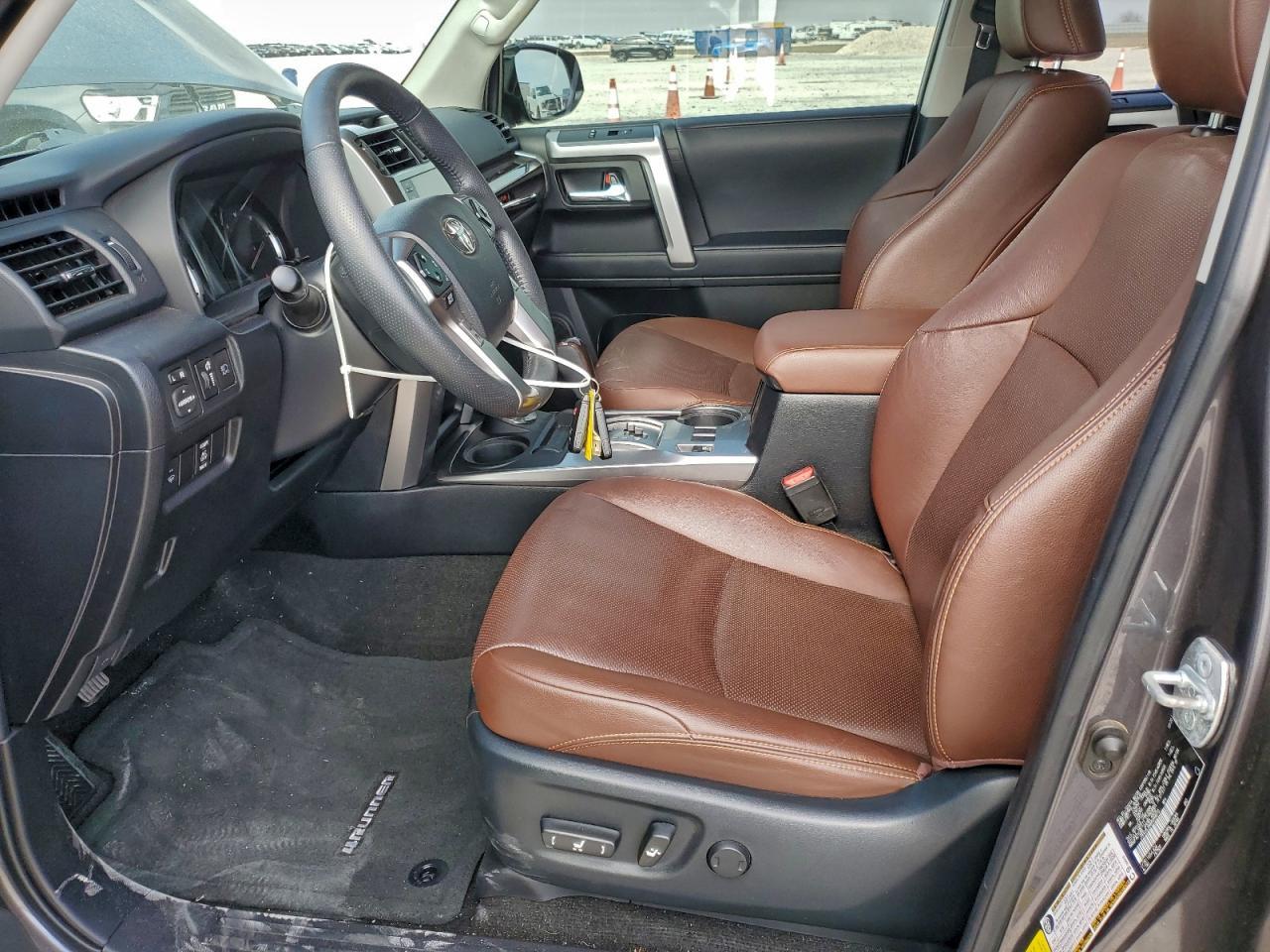 2021 Toyota 4Runner Trail - Фото 7