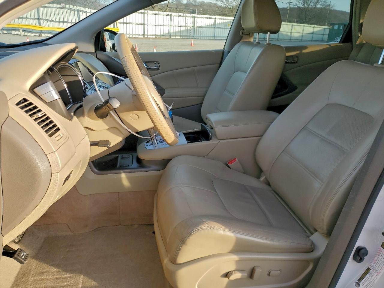 2012 Nissan Murano S - Image 7