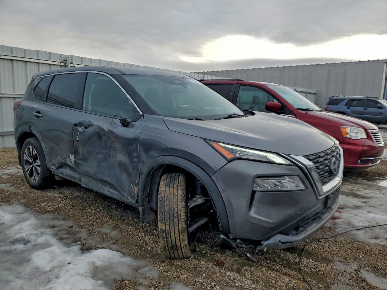 2023 Nissan Rogue Sv - Image 4