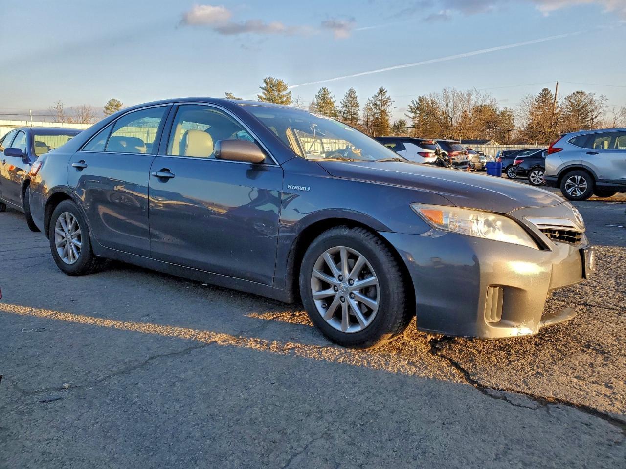 2011 Toyota Camry Hybrid - Image 4