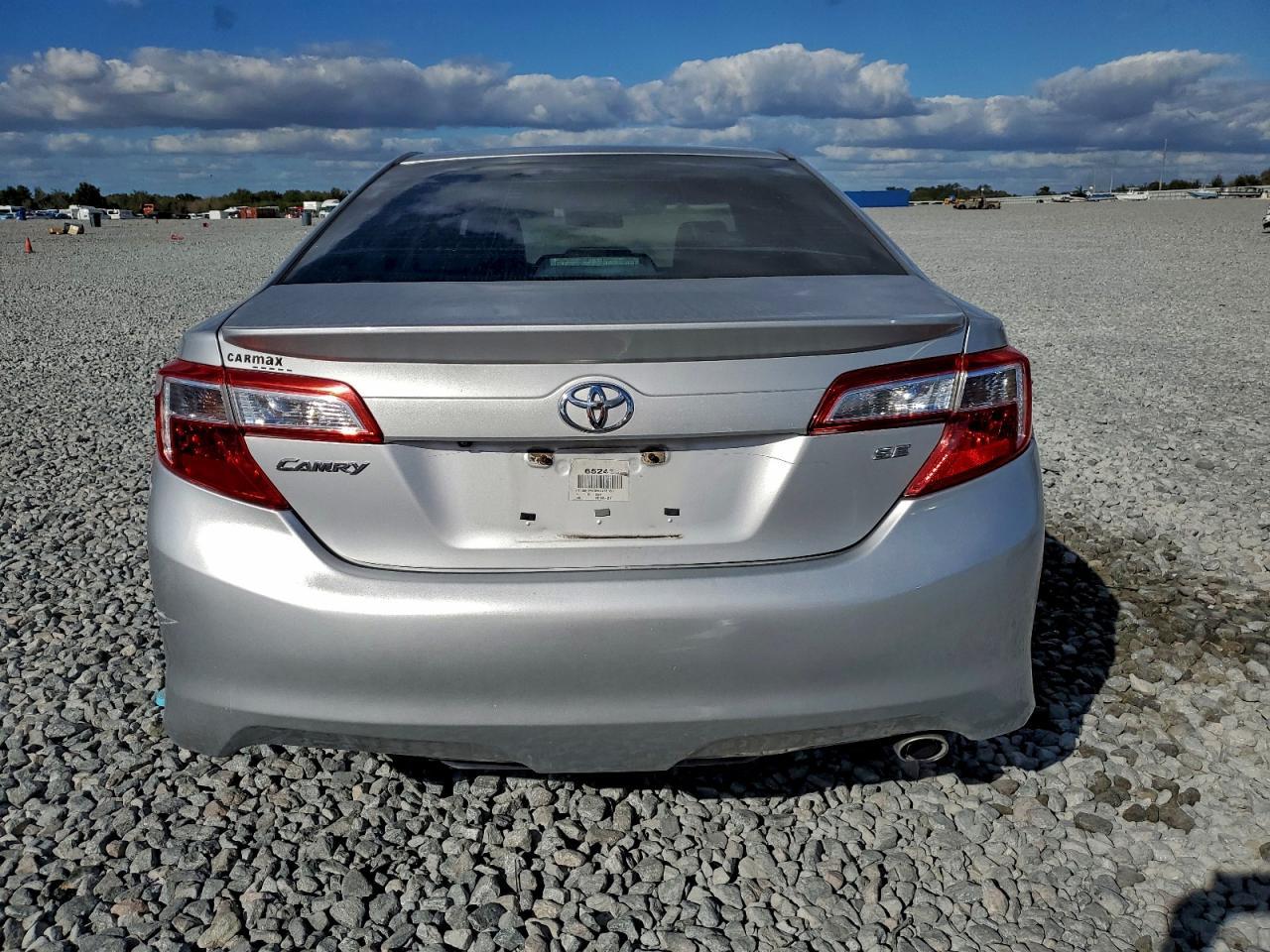 2014 Toyota Camry L - Фото 6