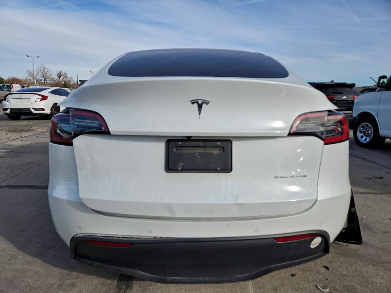 2022 Tesla Model Y - Image 6