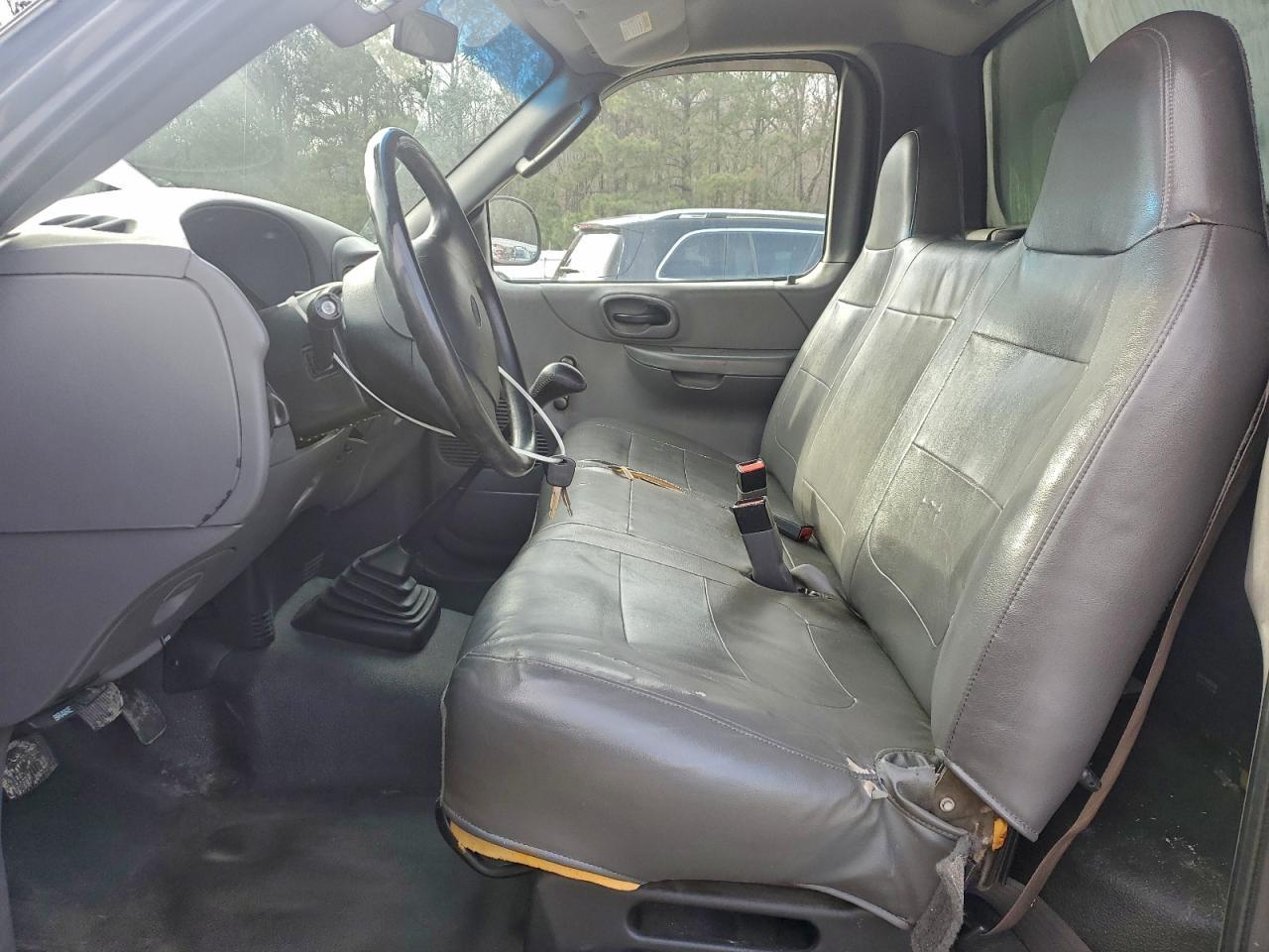 2002 Ford F-150 - Фото 7