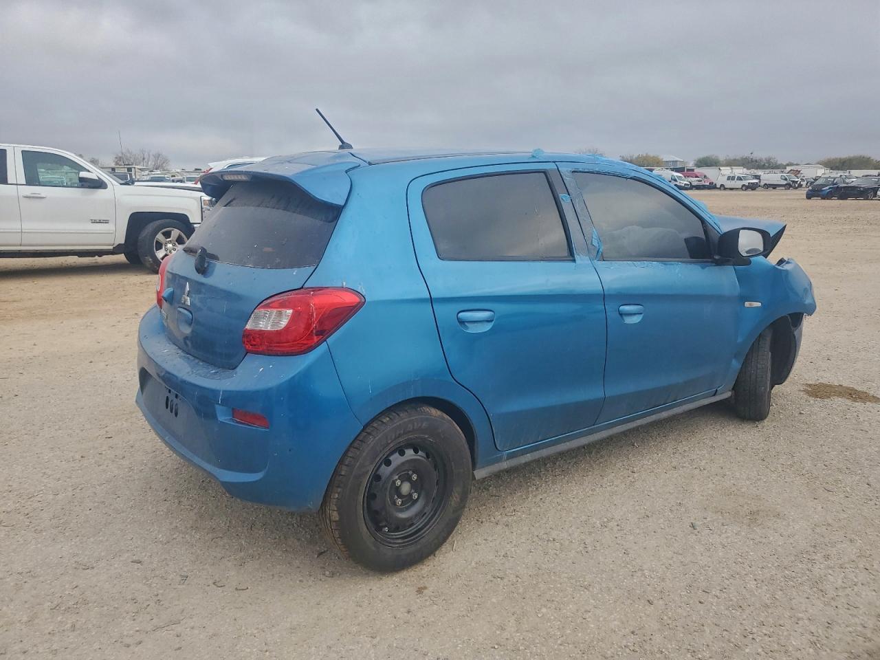 2020 Mitsubishi Mirage Es - Image 3