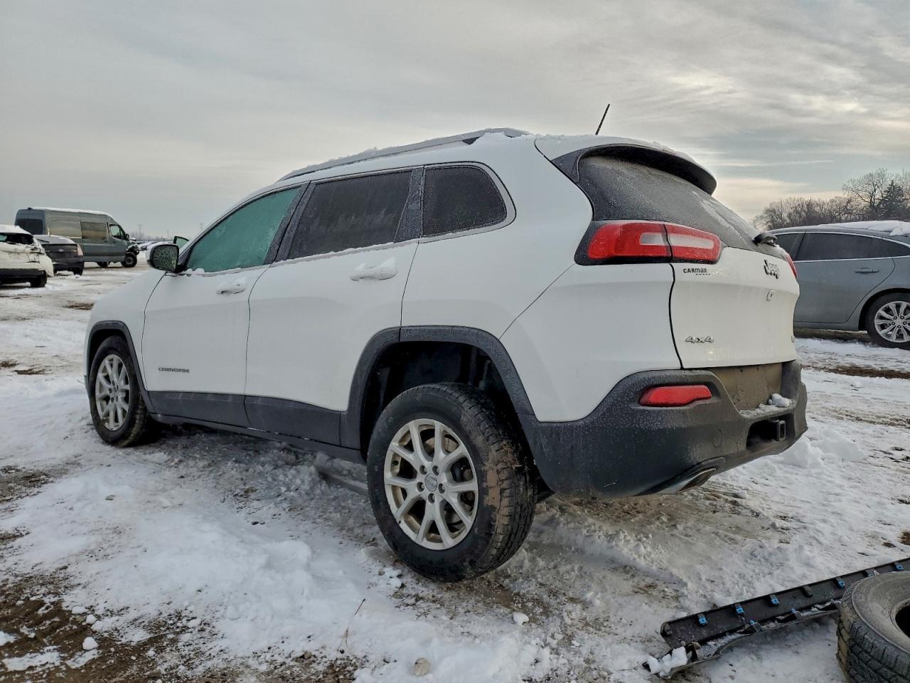 2015 Jeep Cherokee Latitude - Image 2