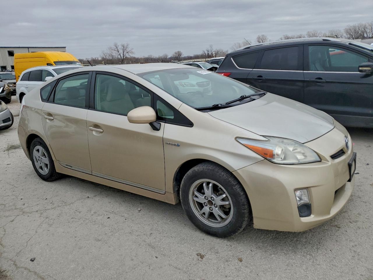 2010 Toyt Prius - Фото 4