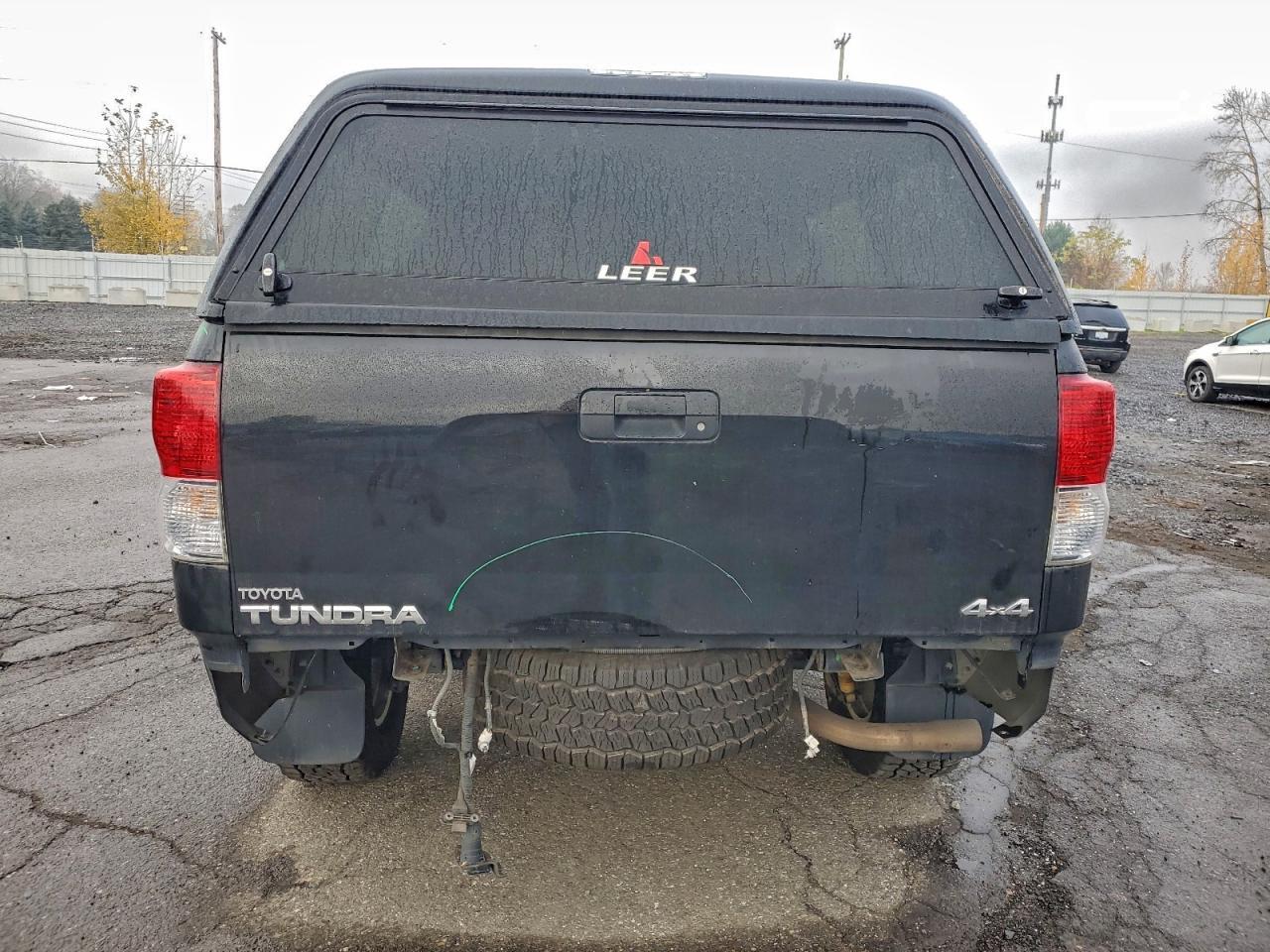 2013 Toyota Tundra Double Cab Sr5 - Image 6