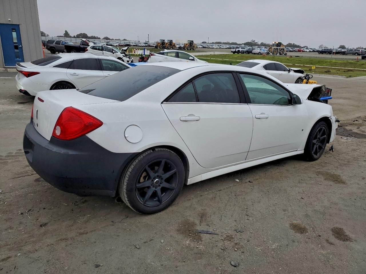2009 Pontiac G6 - Image 3
