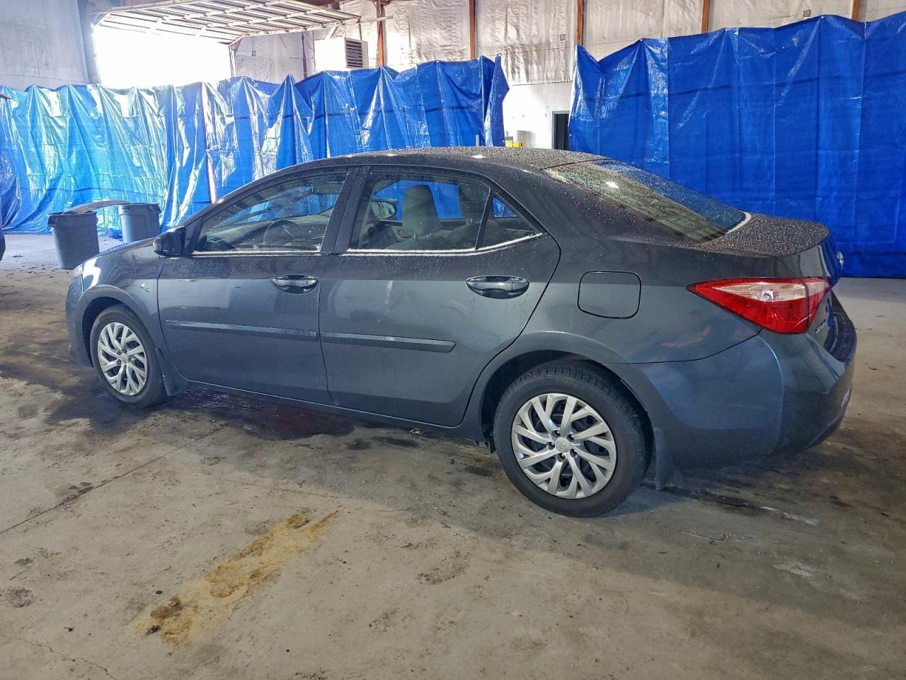 2017 Toyota Corolla L - Фото 2