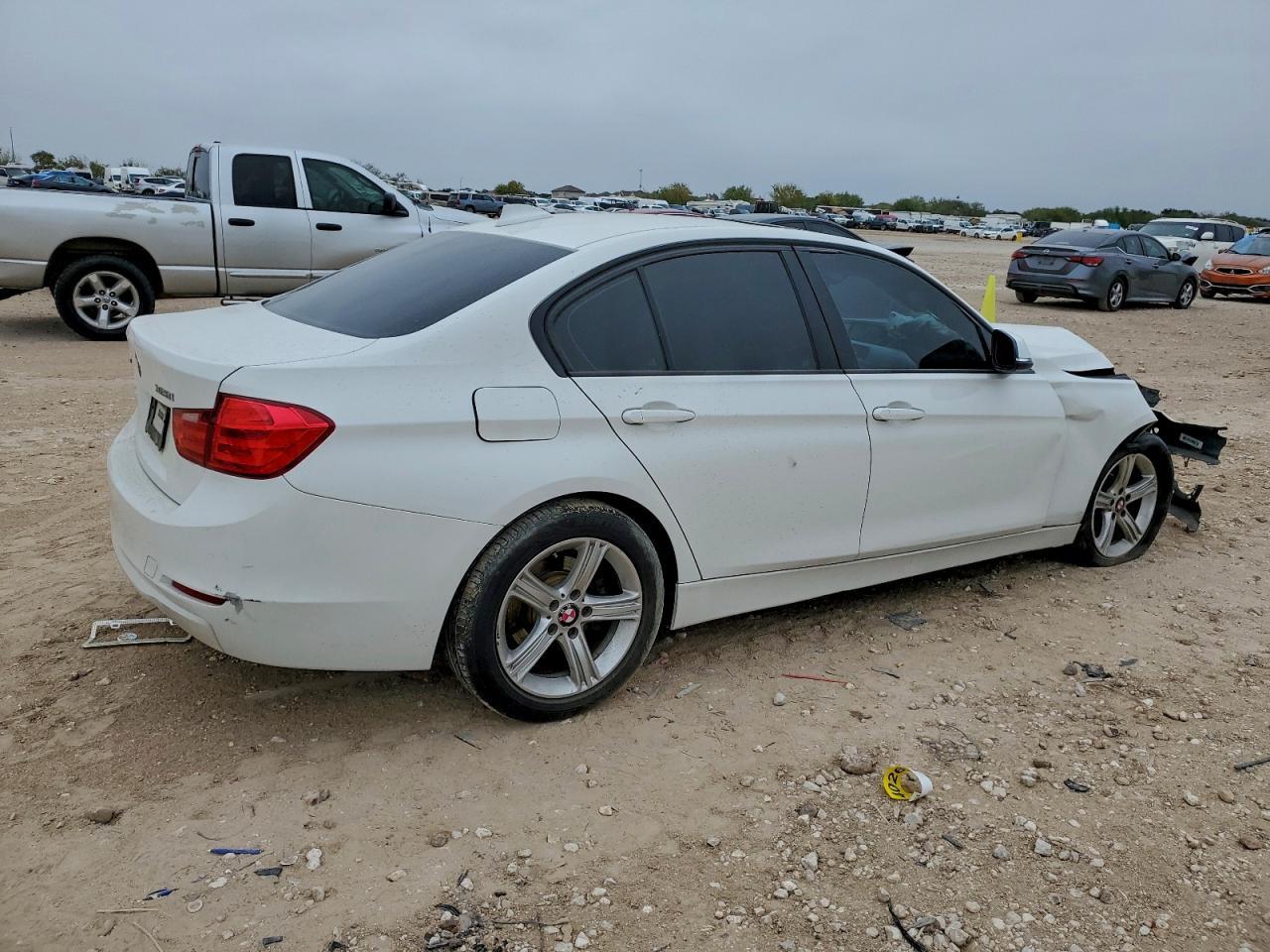 2013 BMW 328 Xi Sulev - Фото 3