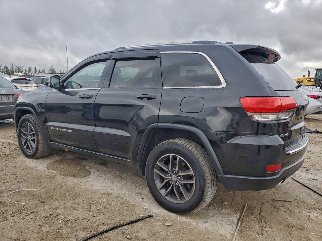2014 Jeep Grand Cherokee Limited - Image 2