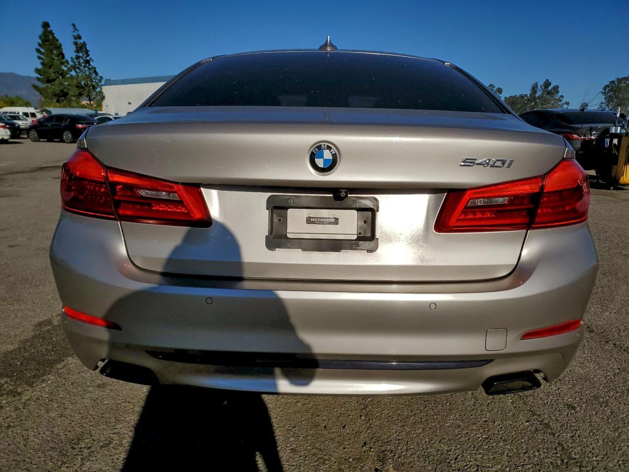 2018 BMW 540 I - Image 6