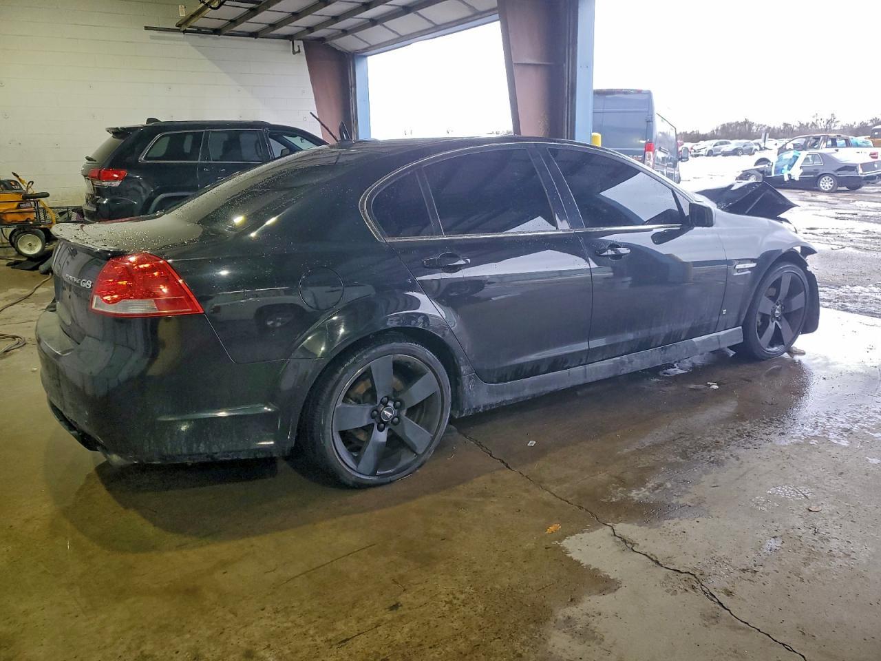 2009 Pontiac G8 - Фото 3