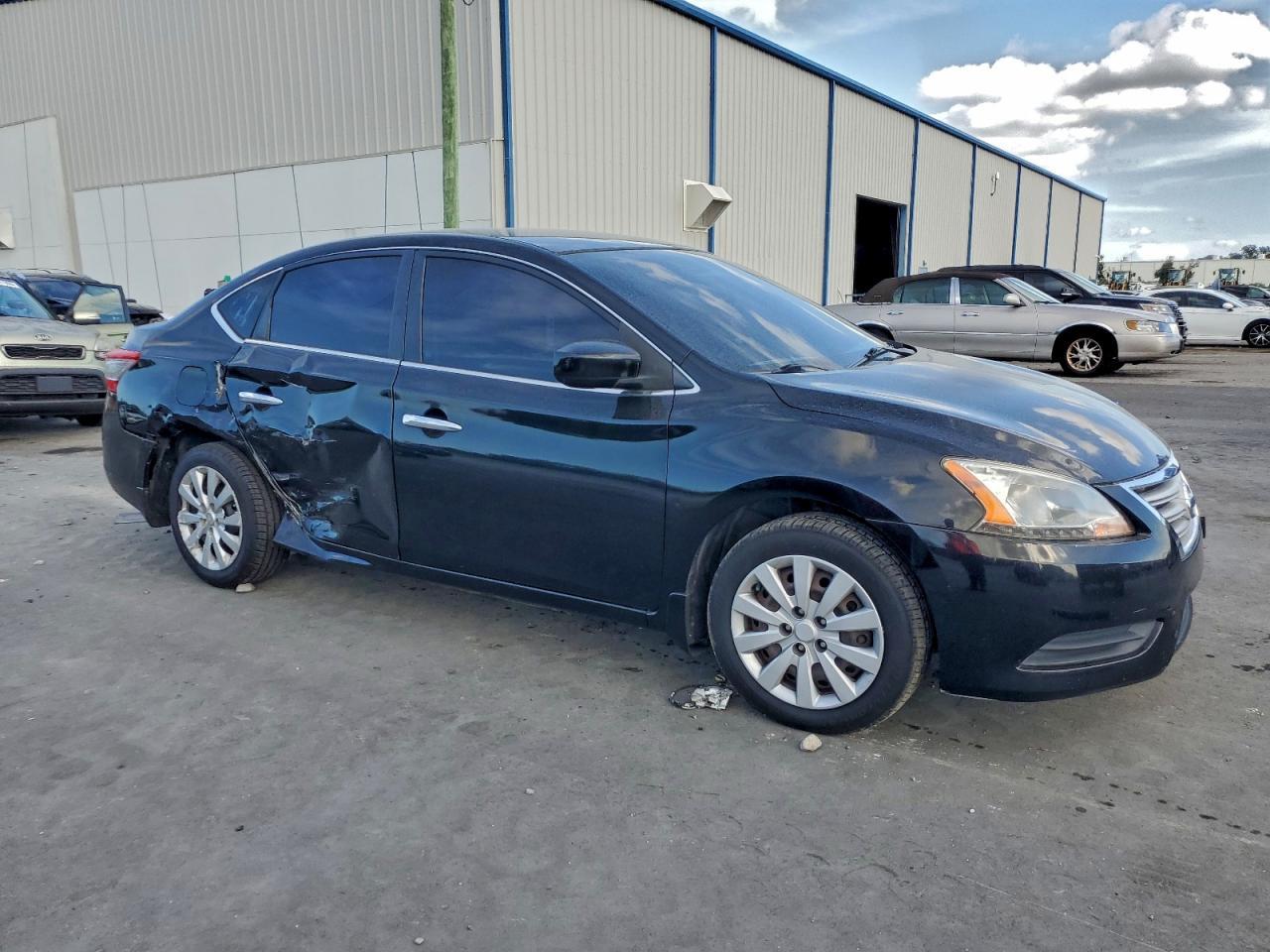 2013 Nissan Sentra S - Фото 4