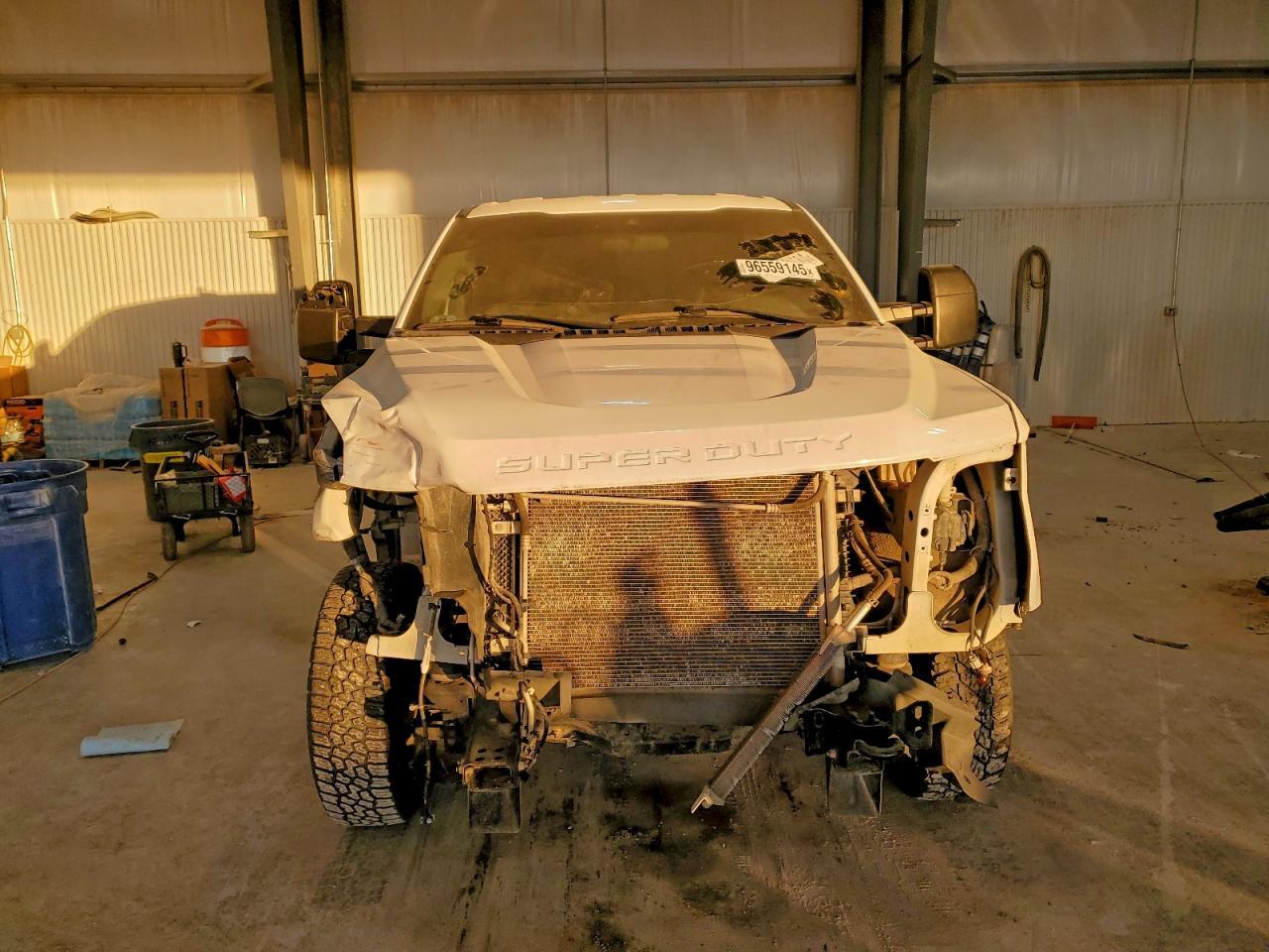 2021 Ford F250 Super Duty - Image 5