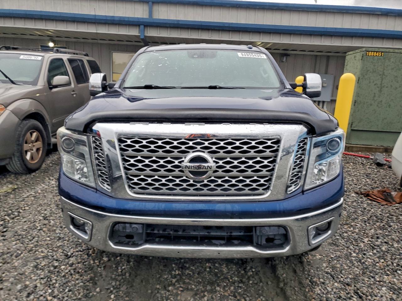 2017 Nissan Titan Sv - Фото 5