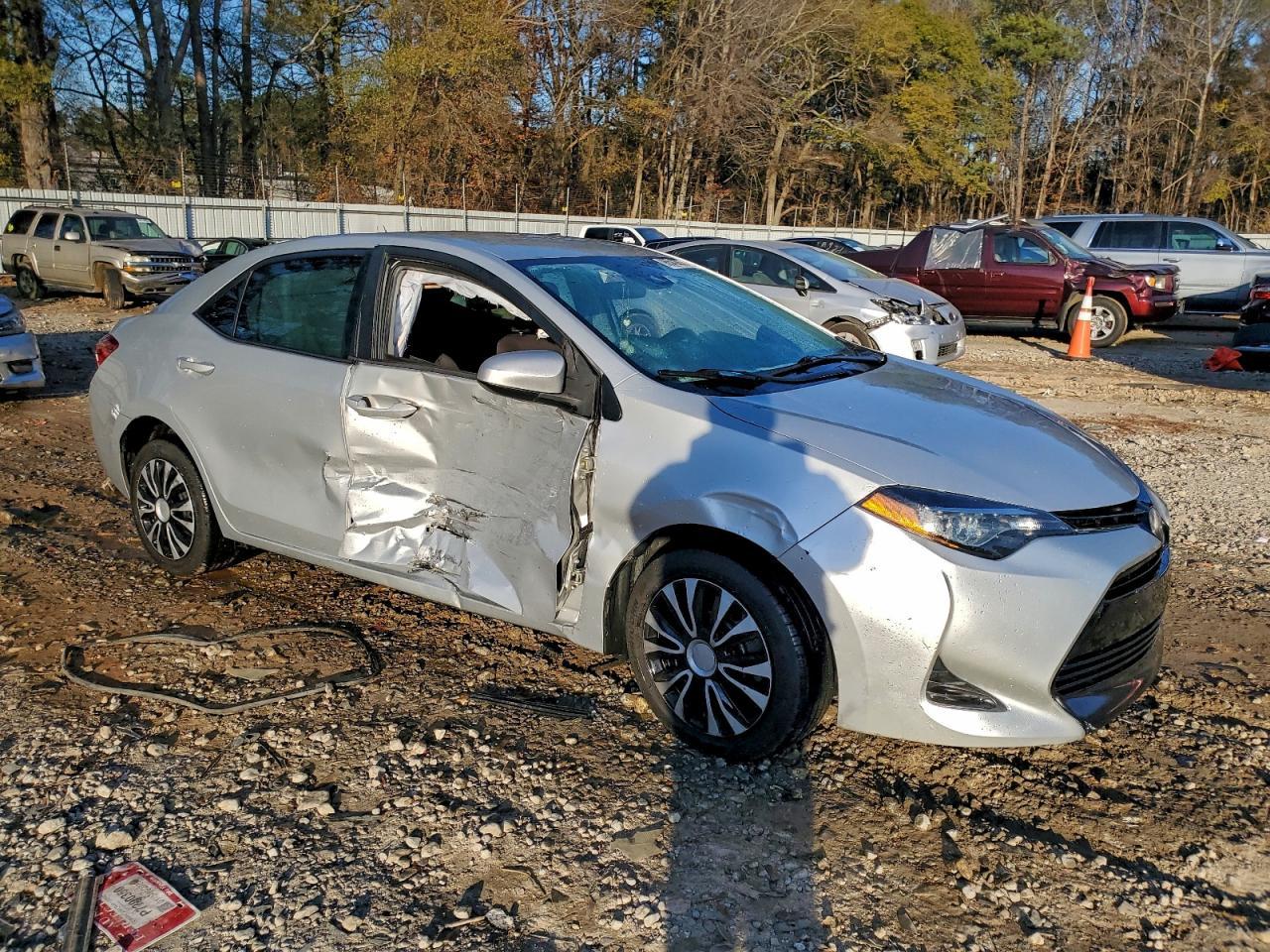 2019 Toyota Corolla L - Image 4