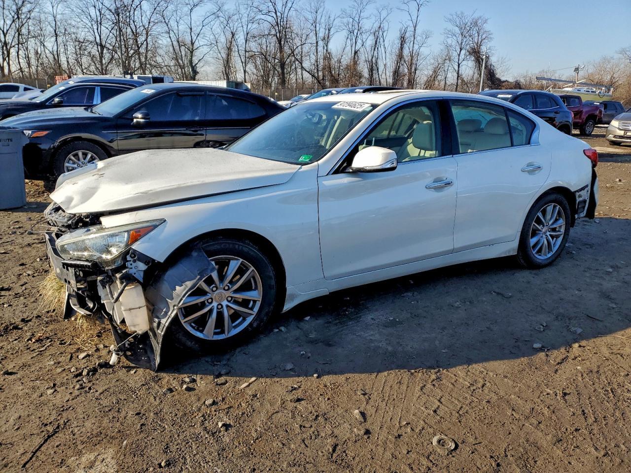 2017 Infiniti Q50 Premium