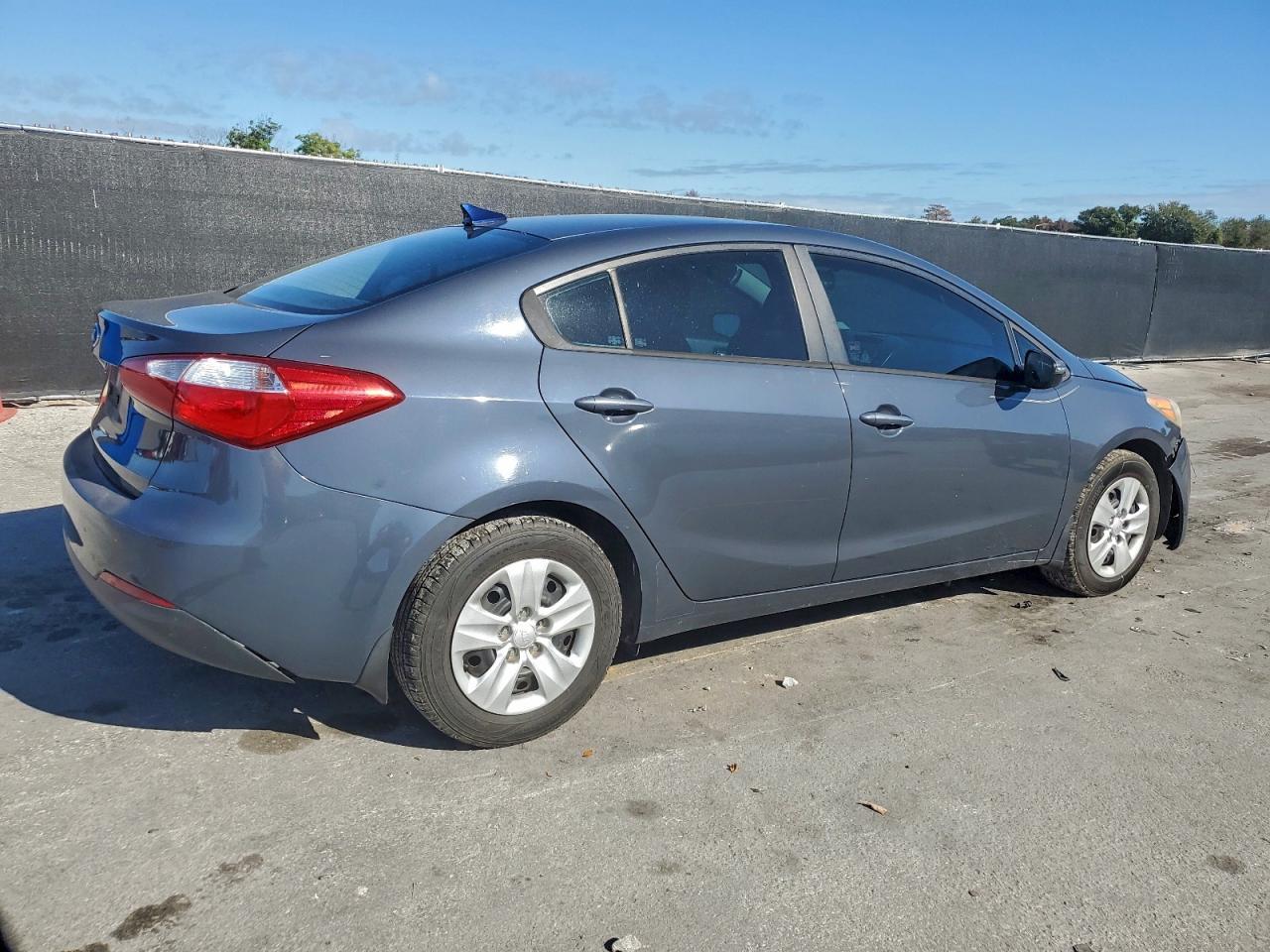 2015 Kia Forte Lx - Image 3