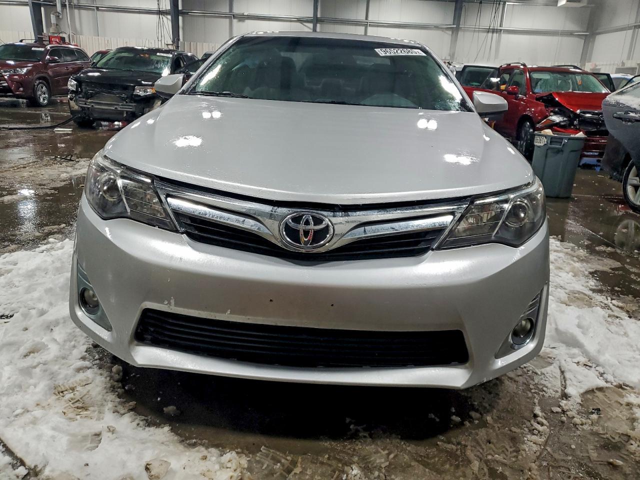 2014 Toyota Camry L - Фото 5
