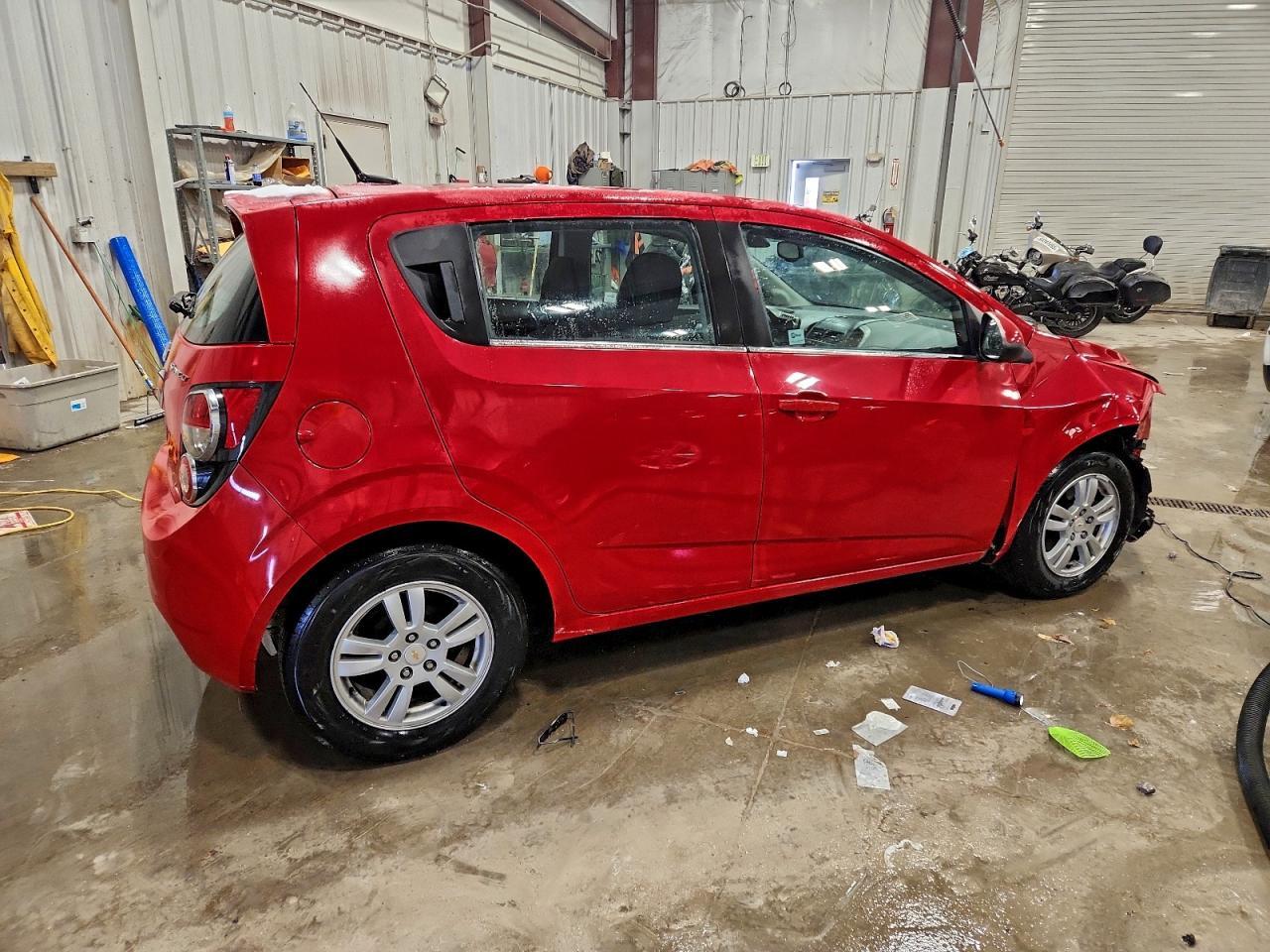 2012 Chevrolet Sonic Lt - Image 3
