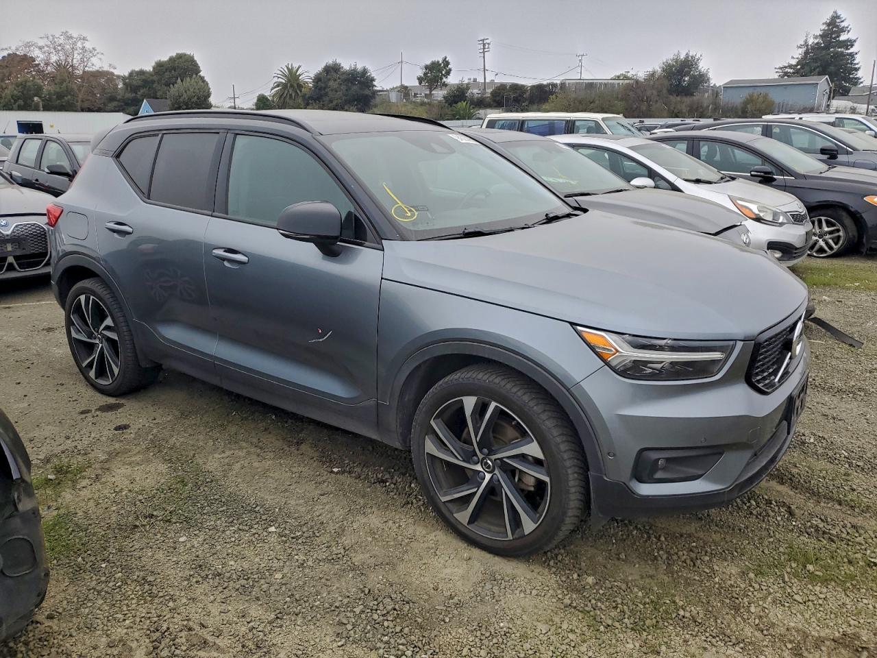 2019 Volvo Xc40 T5 Momentum - Фото 4