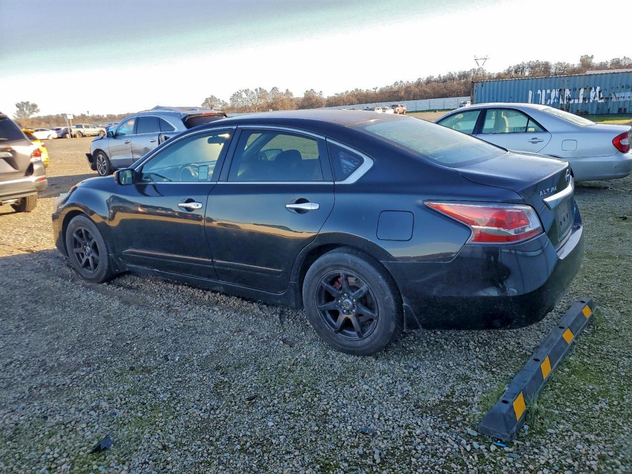 2014 Nissan Altima 2.5 - Фото 2